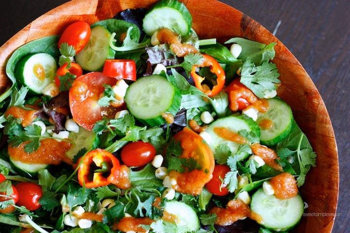 1Raw Spicy Tomato Jalapeño Salad (Oil- & Salt-free)