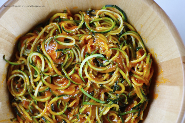 Zucchini Noodles with Persimmon Ginger Dressing (hclf, raw)