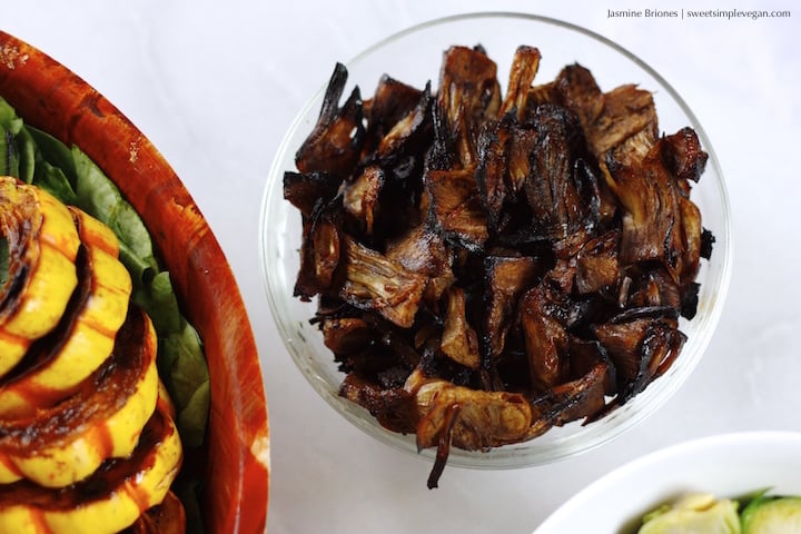 Cinnamon Maple Delicata Squash Salad w: Vegan Jackfruit 'Bacon'