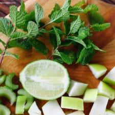 Sweet Raw Green Juice Mojito