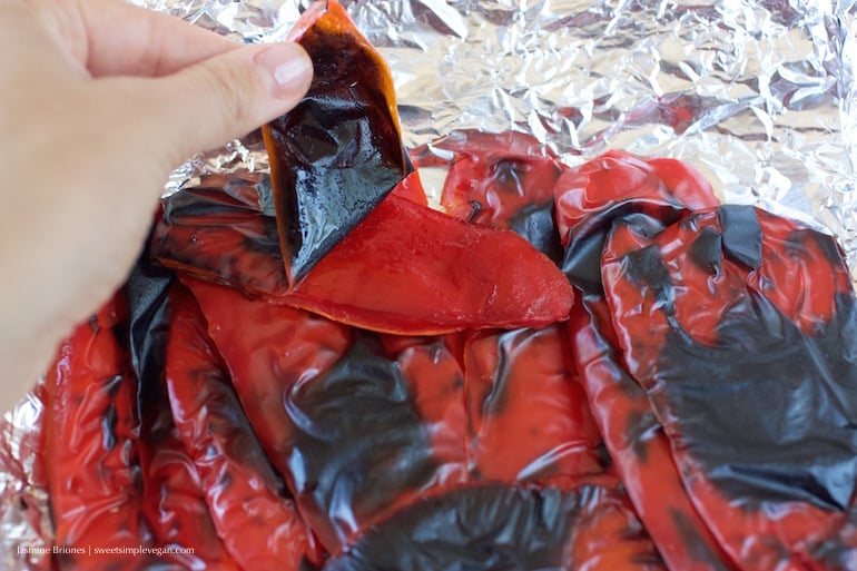 How To Roast Red Peppers! {Oil-free}