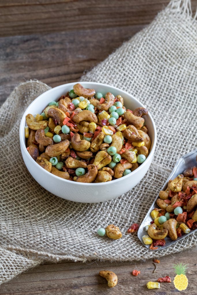 Curried Cashew & Veggie Trail Mix {oil-free} sweetsimplevegan.com #vegan #sweetsimplevegan