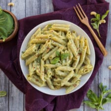 The Best Vegan Basil Alfredo {oil-free} - Recipe Collaboration!