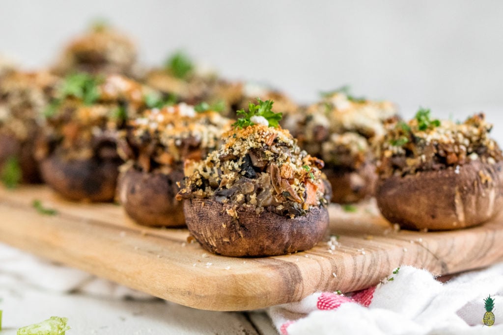 Easy Vegan Lentil & Vegetable Stuffed Mushrooms {healthy + oil-free}https://sweetsimplevegan.com/2017/12/lentil-vegetable-stuffed-mushrooms/