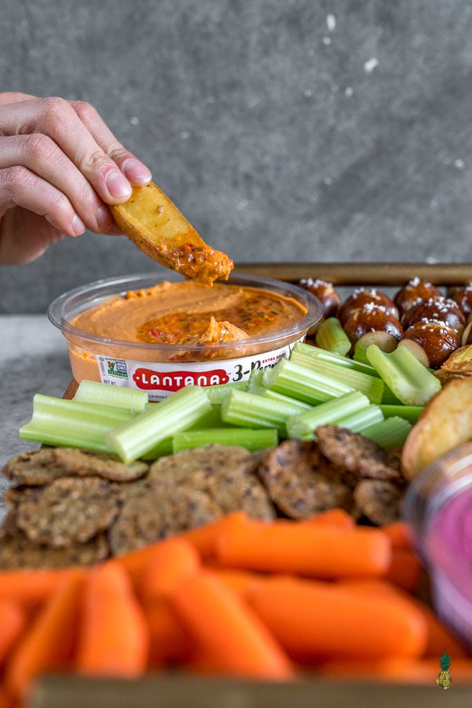How to put together the PERFECT vegan party platter including Baked Mojo Fries! #vegan #superbowl #partyplatter #oilfree #mojo #fries #baked #hummus