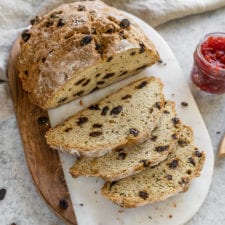 10-Ingredient Vegan Irish Soda Bread w/ Raisins