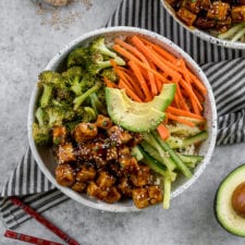 Restaurant-Style Teriyaki Tofu Bowls {easy + vegan}