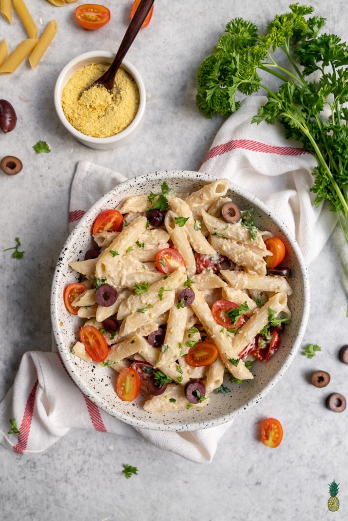 The perfect lazy meal that is ready in about 15-minutes! This hummus pasta requires just one pot and 5 simple ingredients. #vegan #hummuspasta #easymeal #lazymeal #onepot #5ingredient #lazydinner #quickdinner #kidfriendly #sweetsimplevegan