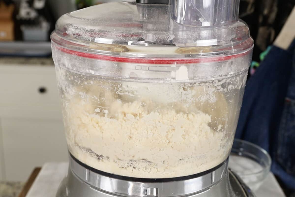 how to make pie crust in food processor