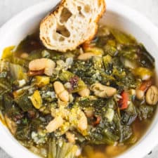 Easy White Bean and Escarole Soup (8-Ingredients & Oil-free)