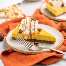 No Bake Pumpkin Chai Cheesecake (Vegan & Gluten-Free)