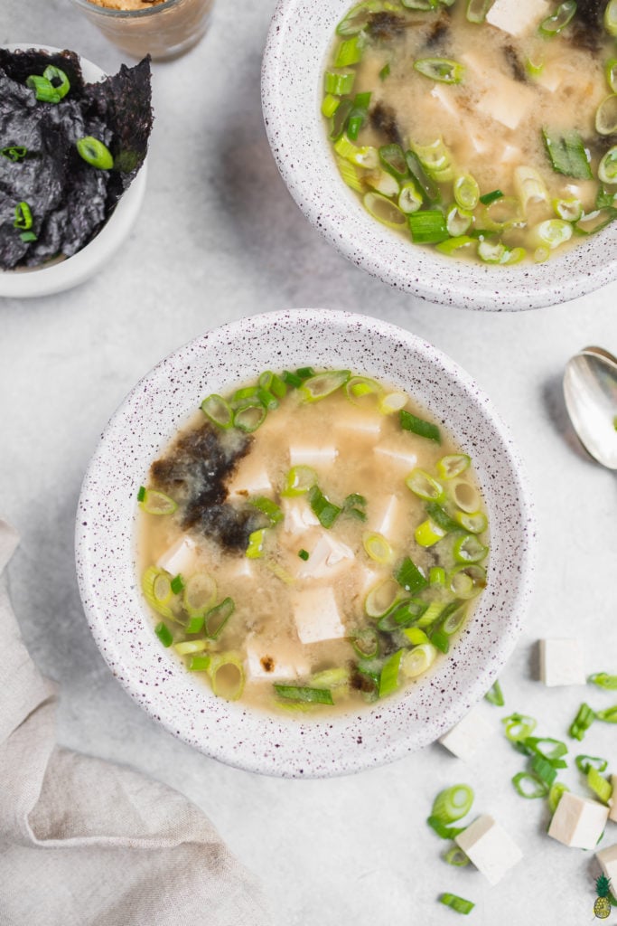 Miso Dumpling Soup (15 Minutes) - Naturallie Plant-Based