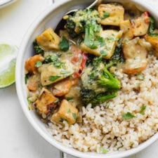 Easy Thai Green Curry (Vegan & 30-Minutes)
