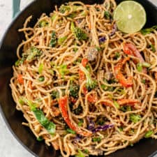 Easy Vegetable Stir Fry with Peanut Sauce