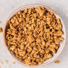 Easy Peanut Butter Granola Recipe