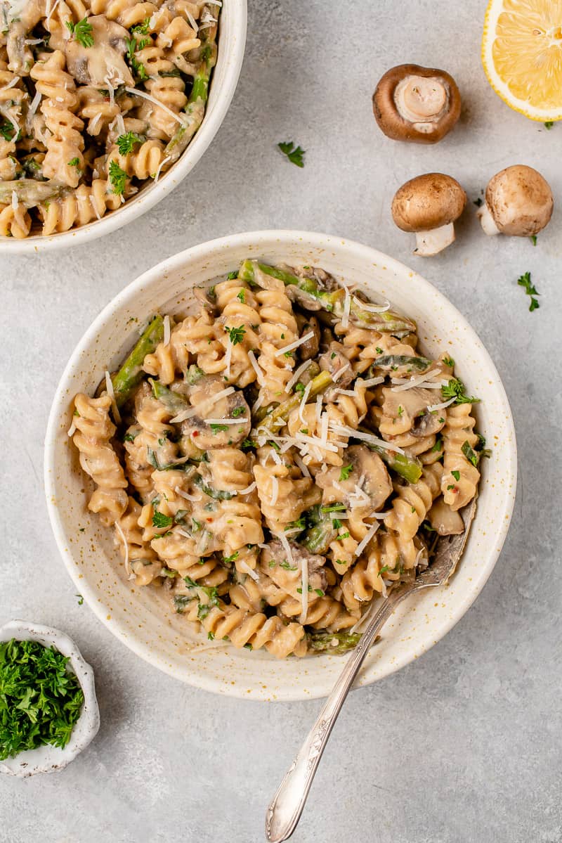 Overhead image of creamy one pot pasta topped with warm