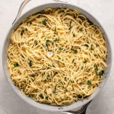 Easy Garlic and Herb Pasta