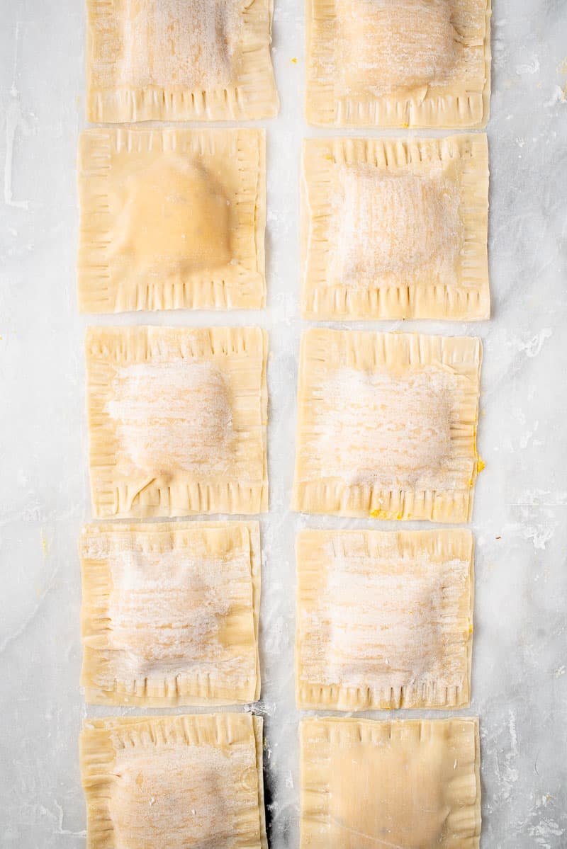 step by step how to make ravioli with wonton wrappers