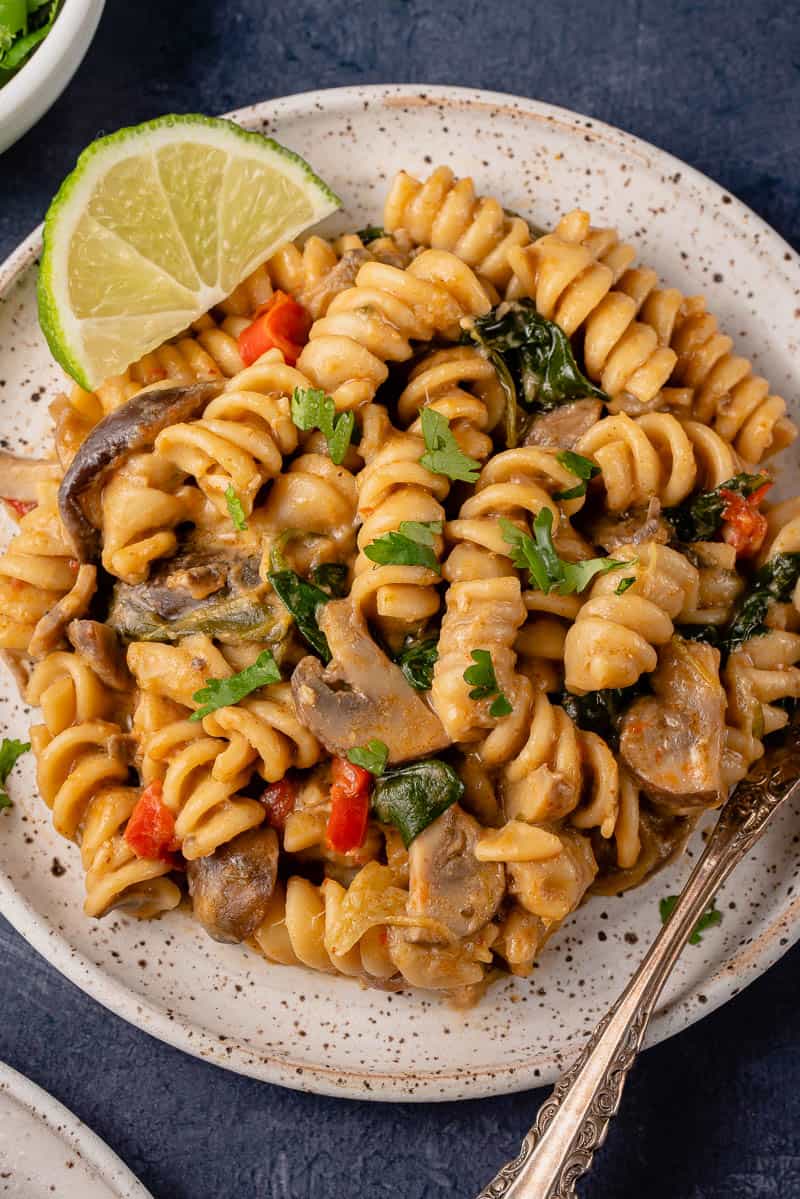 close up photo Instant Pot Creamy Red Curry Pasta