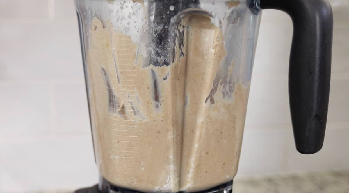 blending batter for Chocolate Peanut Butter Protein Baked Oatmeal in vitamix