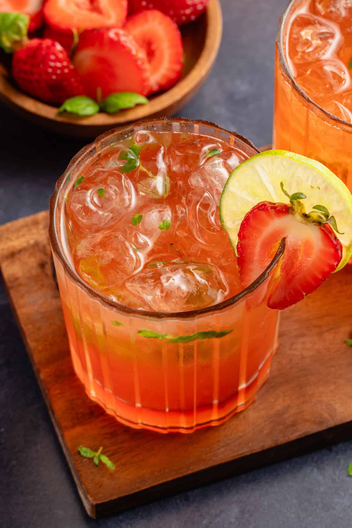 Best Non-Alcoholic Strawberry Mojito (Mocktail) - Markie's Kitchen