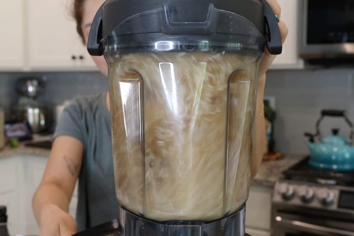 making date sweetened horchata in vitamix blender