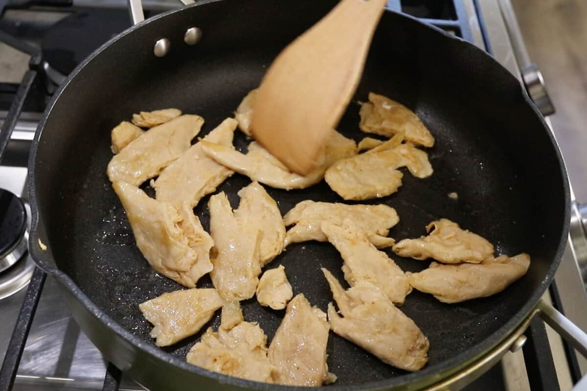 step by step - cooking plant chicken in a pan