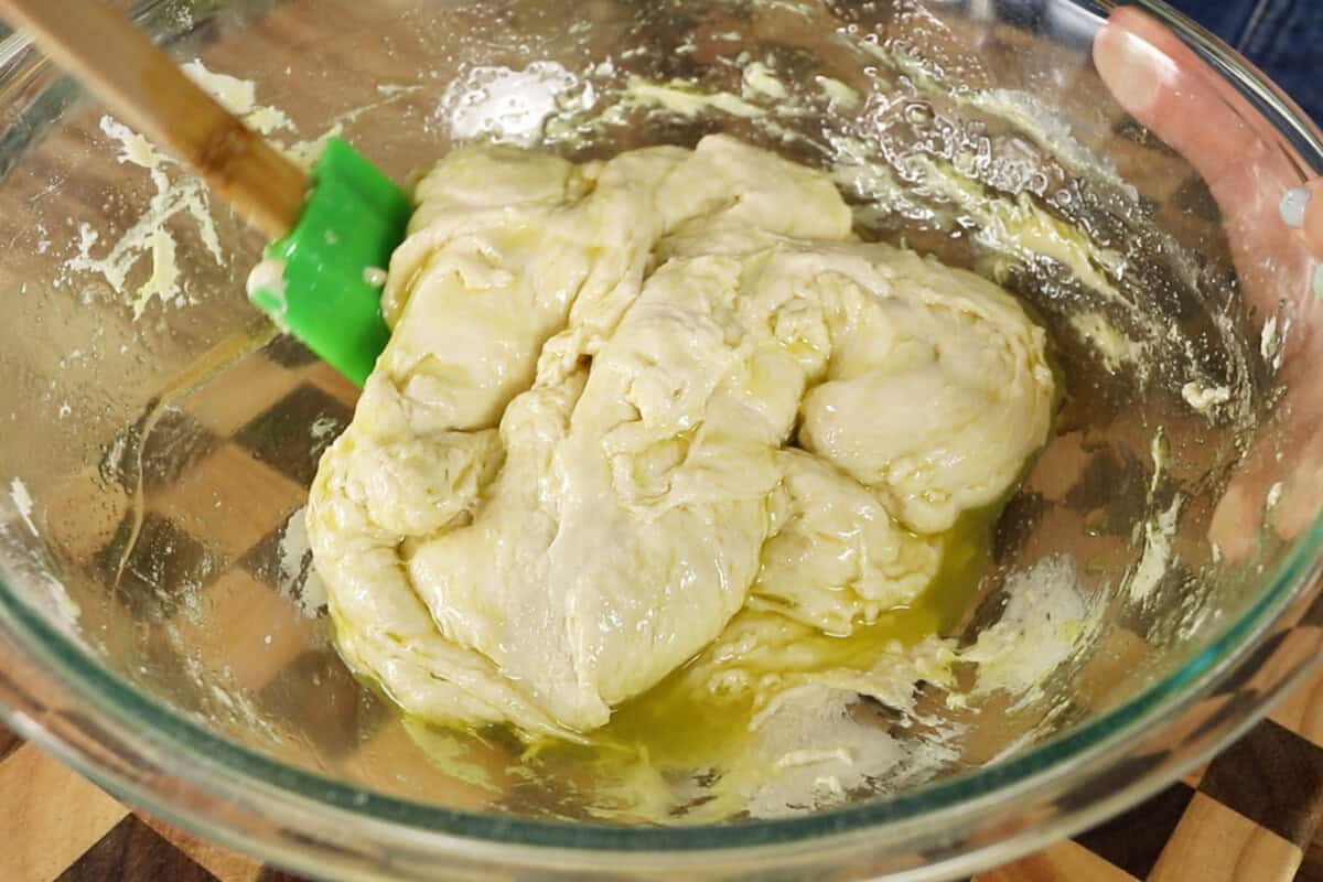 step by step - mixing the oil into the dough