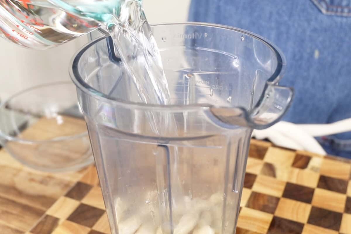 step by step: adding water to the blender