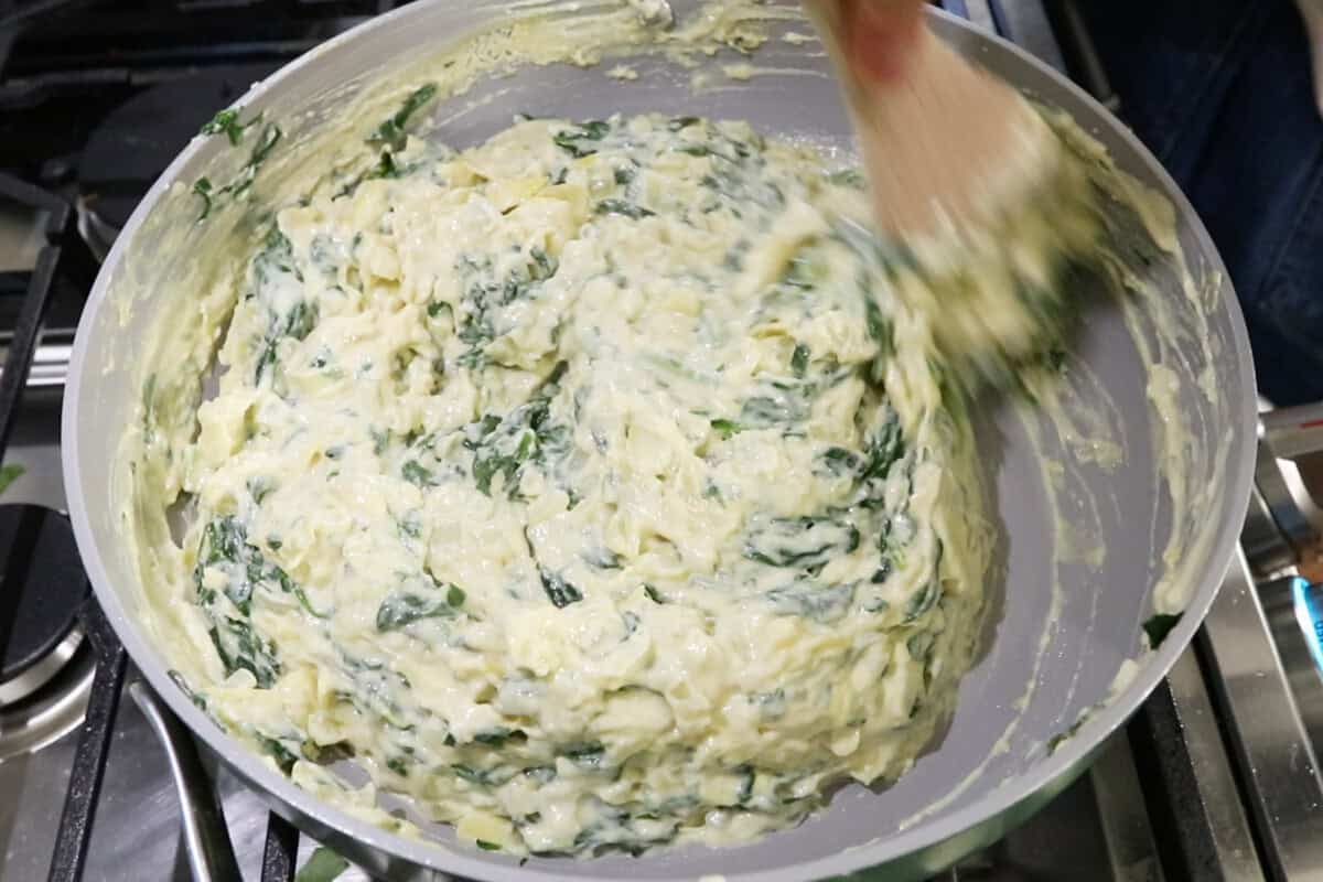 how to make creamy Vegan Spinach Artichoke Pasta