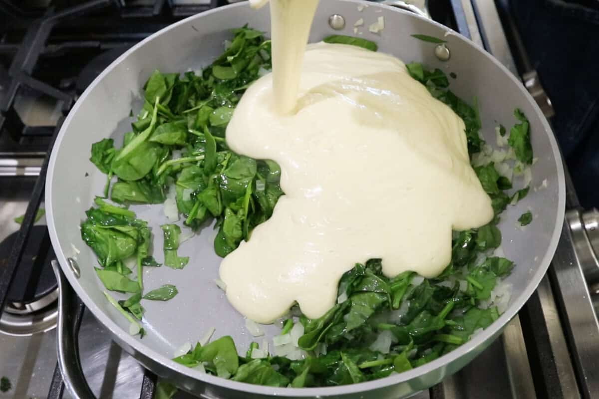 how to make creamy Vegan Spinach Artichoke Pasta
