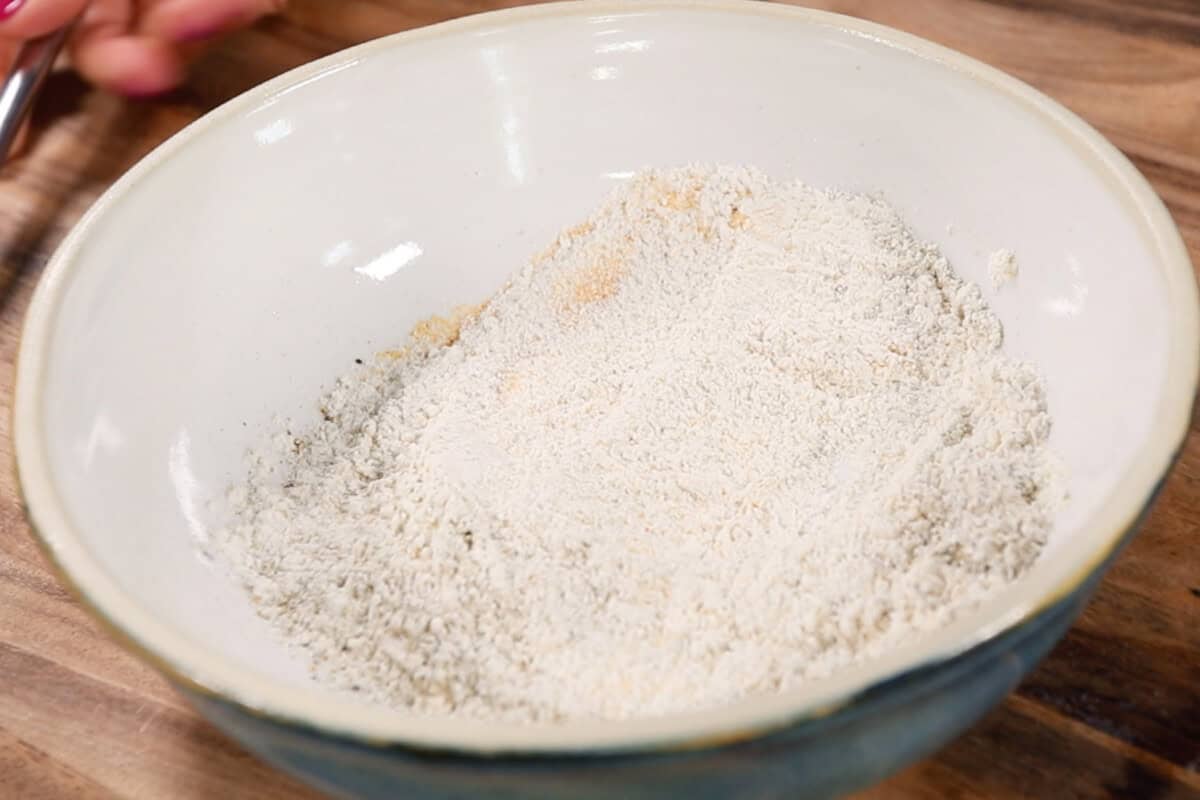 mixed bowl of flour and spices