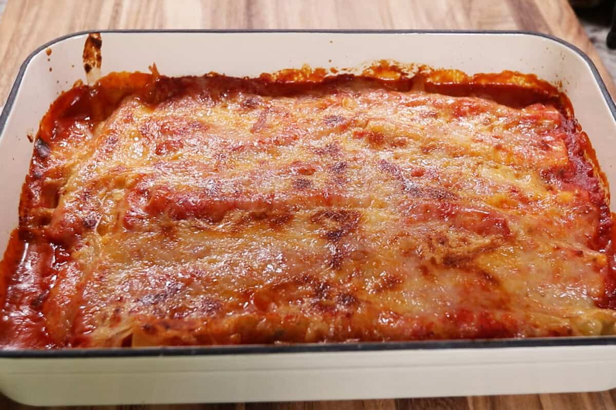 finished baked manicotti