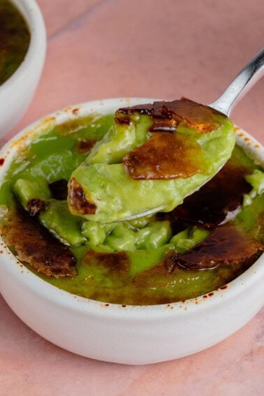 scooping out a spoon full of Vegan Matcha Crème Brûlée