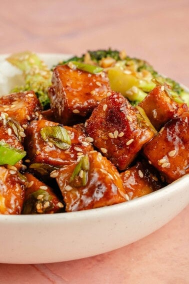 bowl of maple glazed tofu with broccoli
