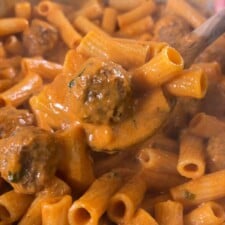 Lazy Vegan Trader Joe’s Creamy Marinara Pasta (20-Minute Dinner)