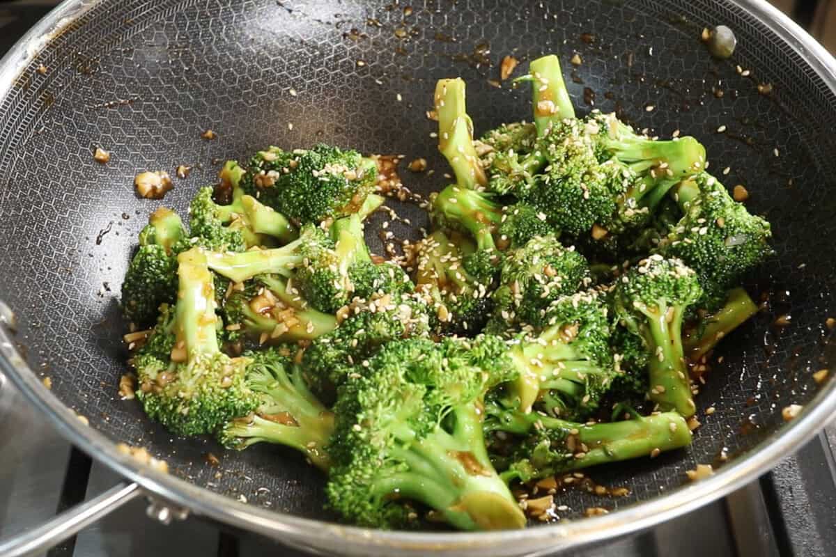 10-Minute Broccoli with Garlic Sauce in large black wok
