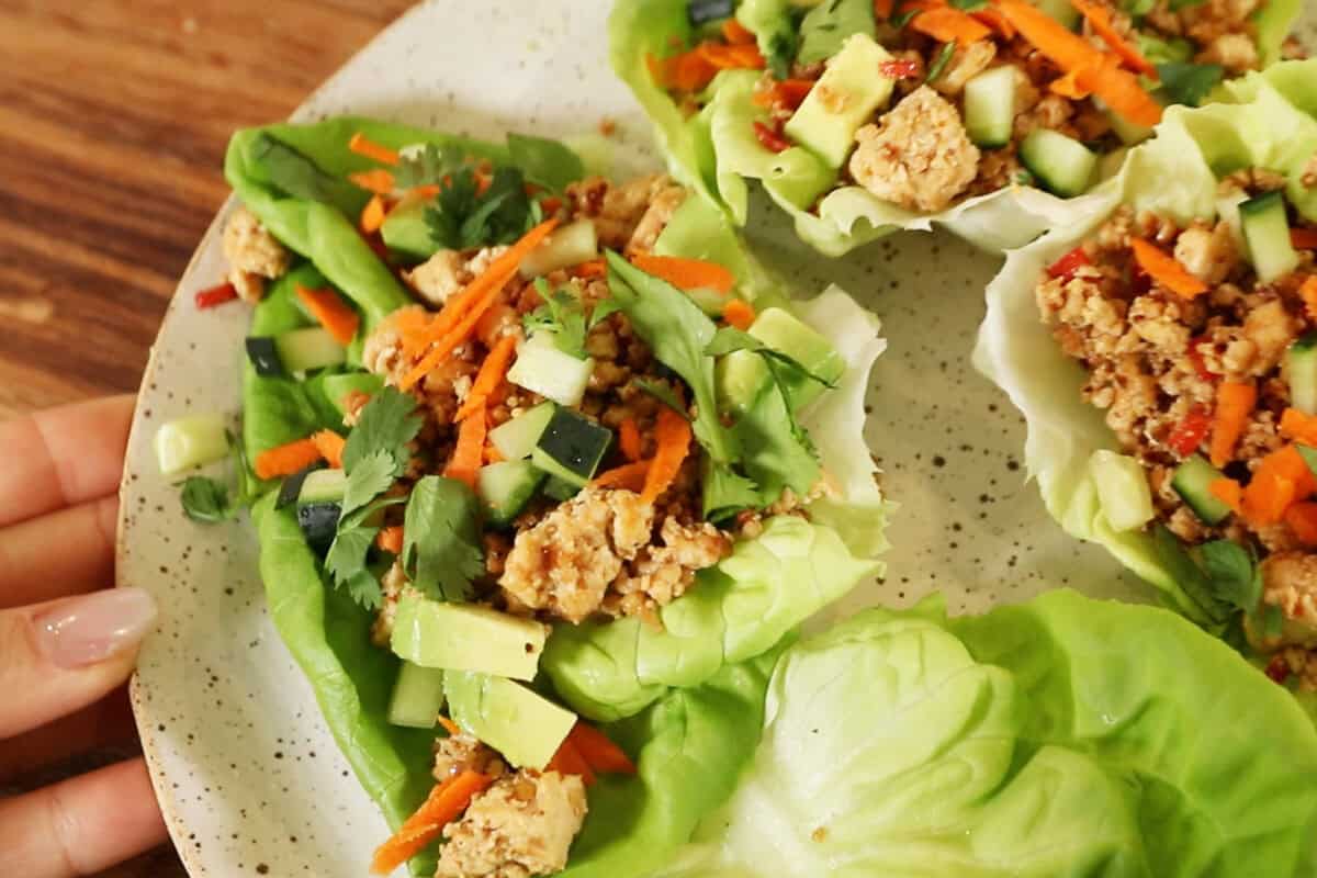 finished chili lime tofu cups on a plate