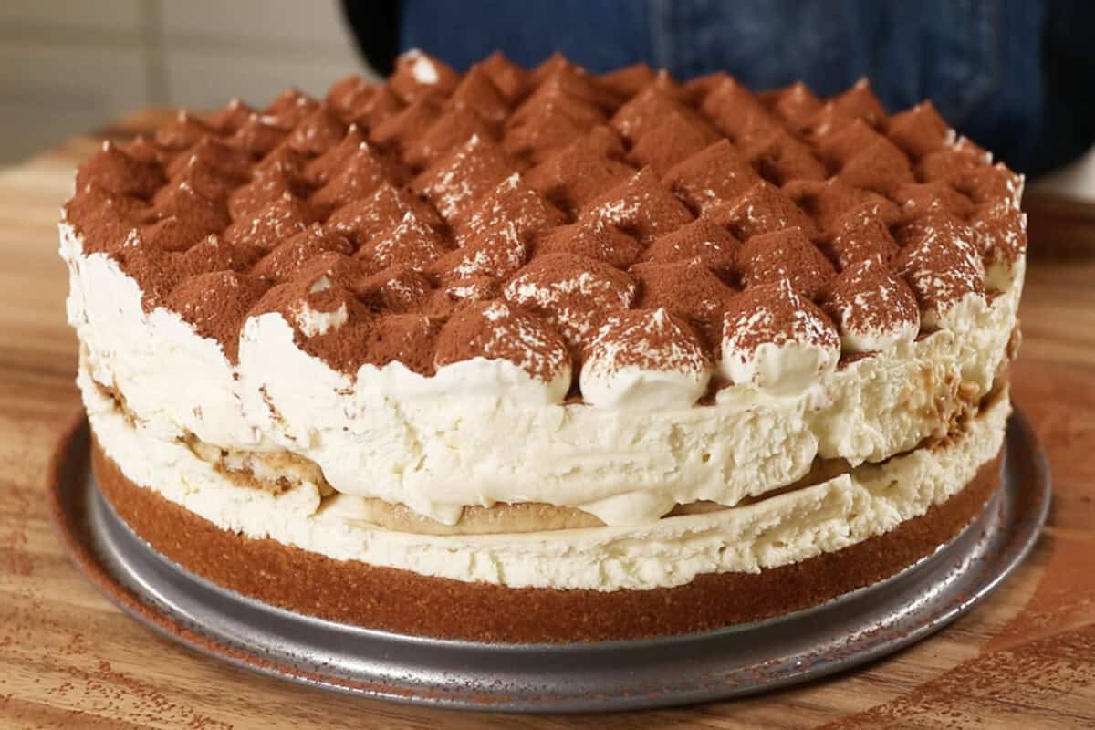 finished tiramisu cheesecake