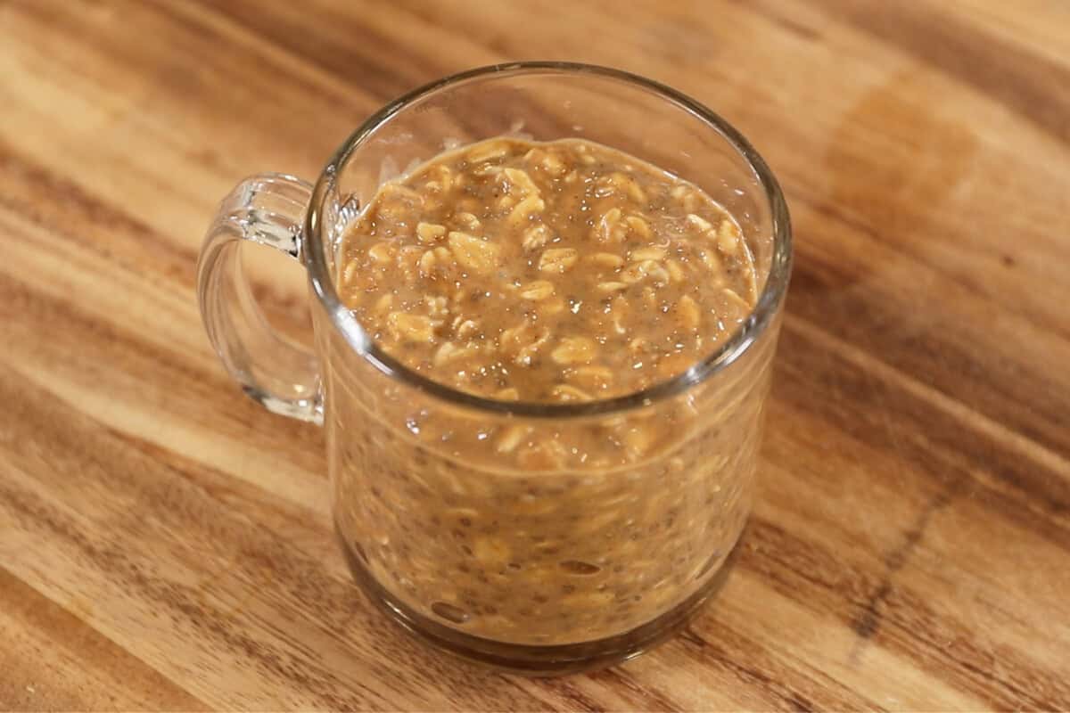 overnight oats in glass