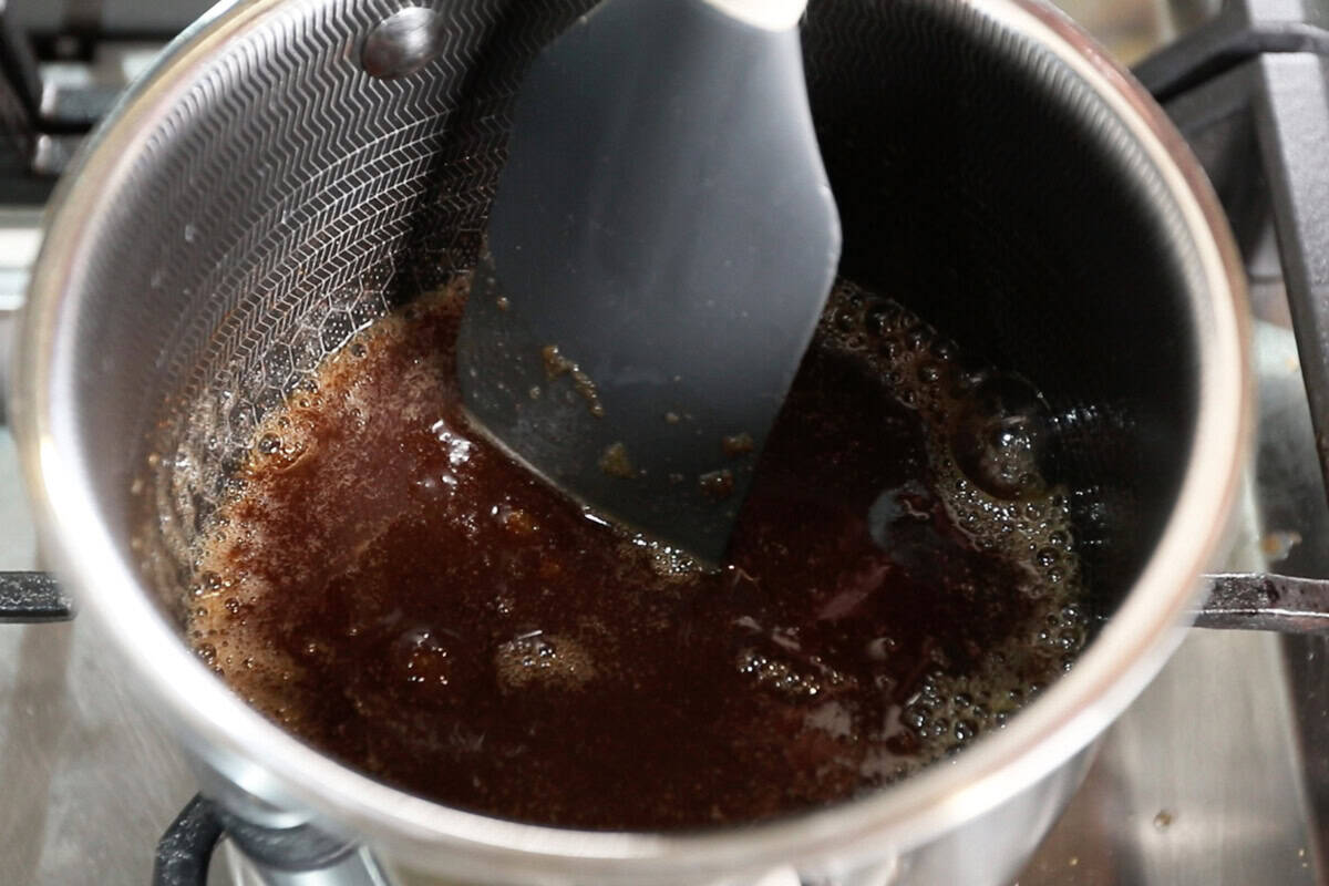 mixing the caramel in a small sauce pan