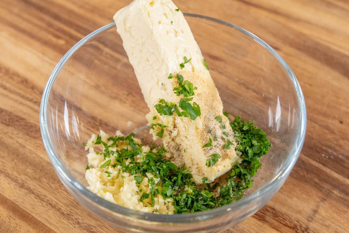 ingredients for garlic butter in a small bowl