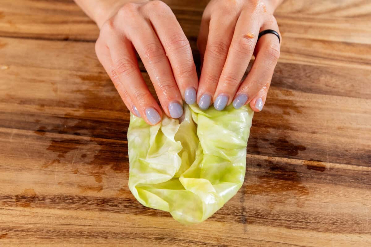 rolling stuffed cabbage roll