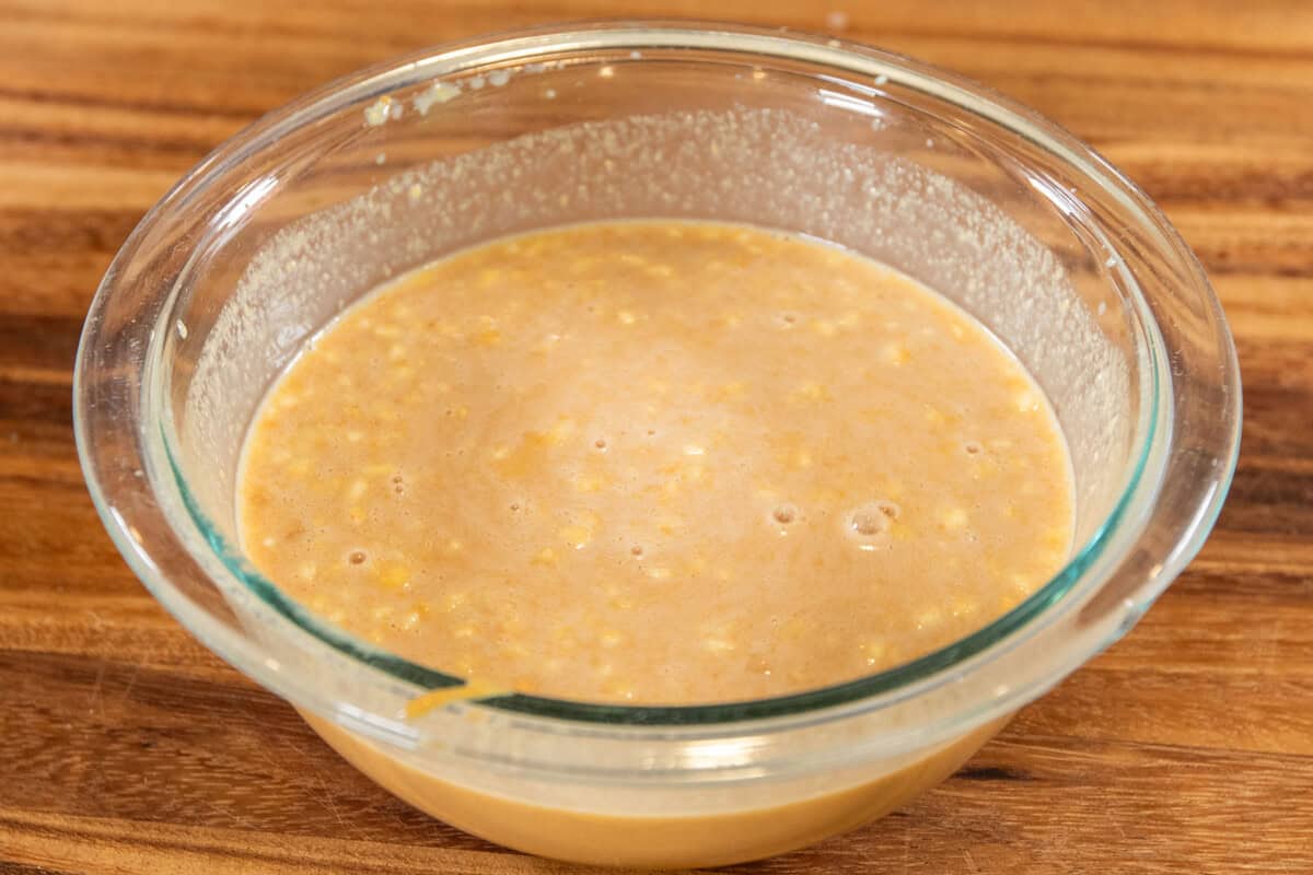 peanut sauce in small bowl